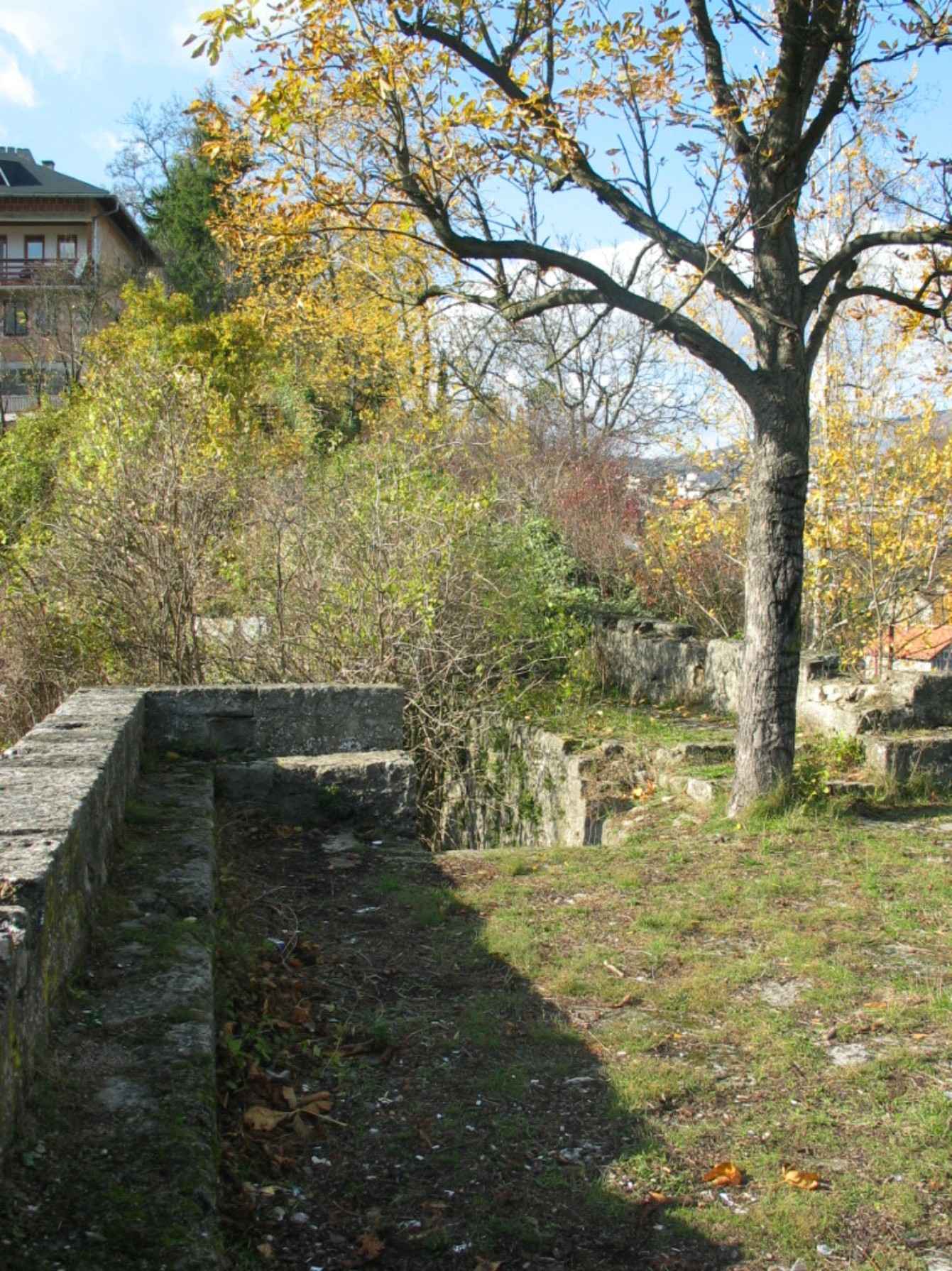 Kršlakova stara kuća, mjesto i ostaci historijske građevine